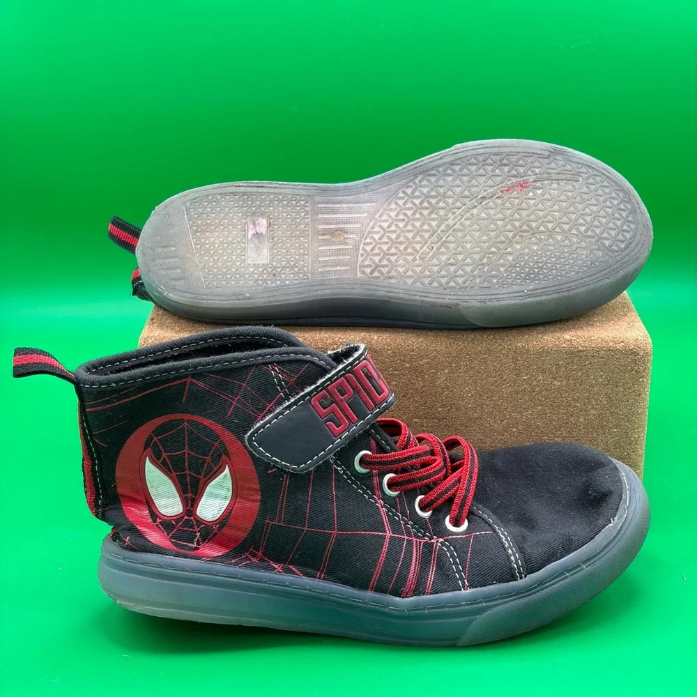 Marvel Spider-Man Sneakers Kids 1 Black/Red Light Up High Top Super Hero Shoes